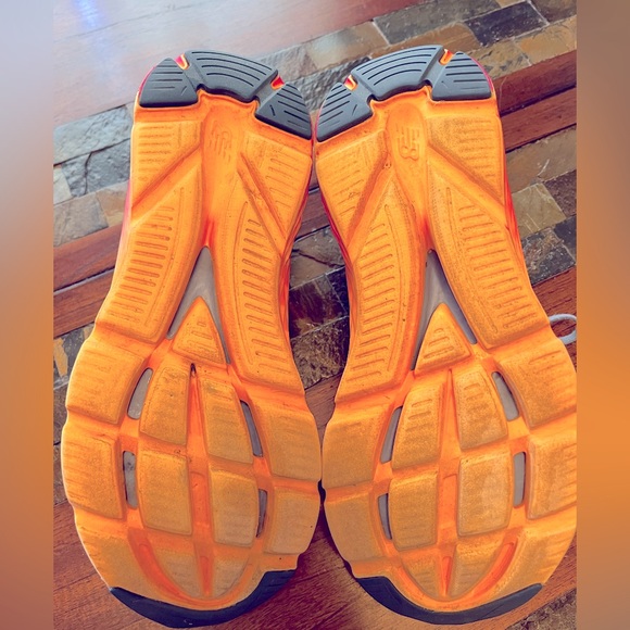 New Balance Women’s Size 9 Speed Ride  690v Running Shoes Blue Orange Pink - Picture 10 of 12